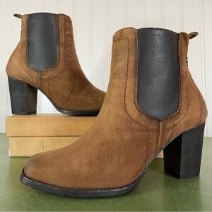 Trask Burnished Point Heeled Chelsea Boots in Nubuck Leather *Mexico*